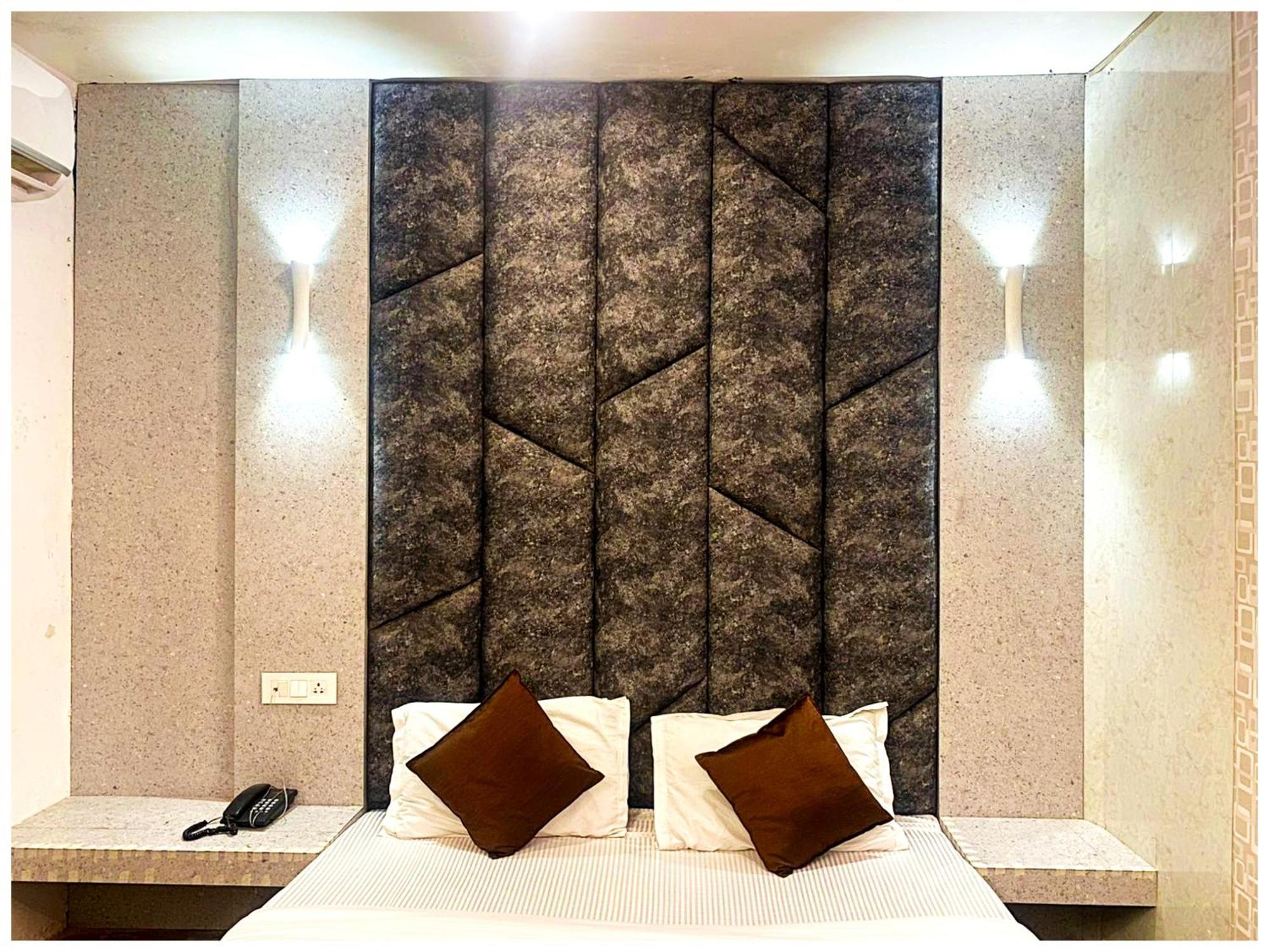 Grg Pardesi Hotel Харидвар Экстерьер фото